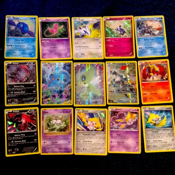 Pokémon Mythical Holo 15 Lot